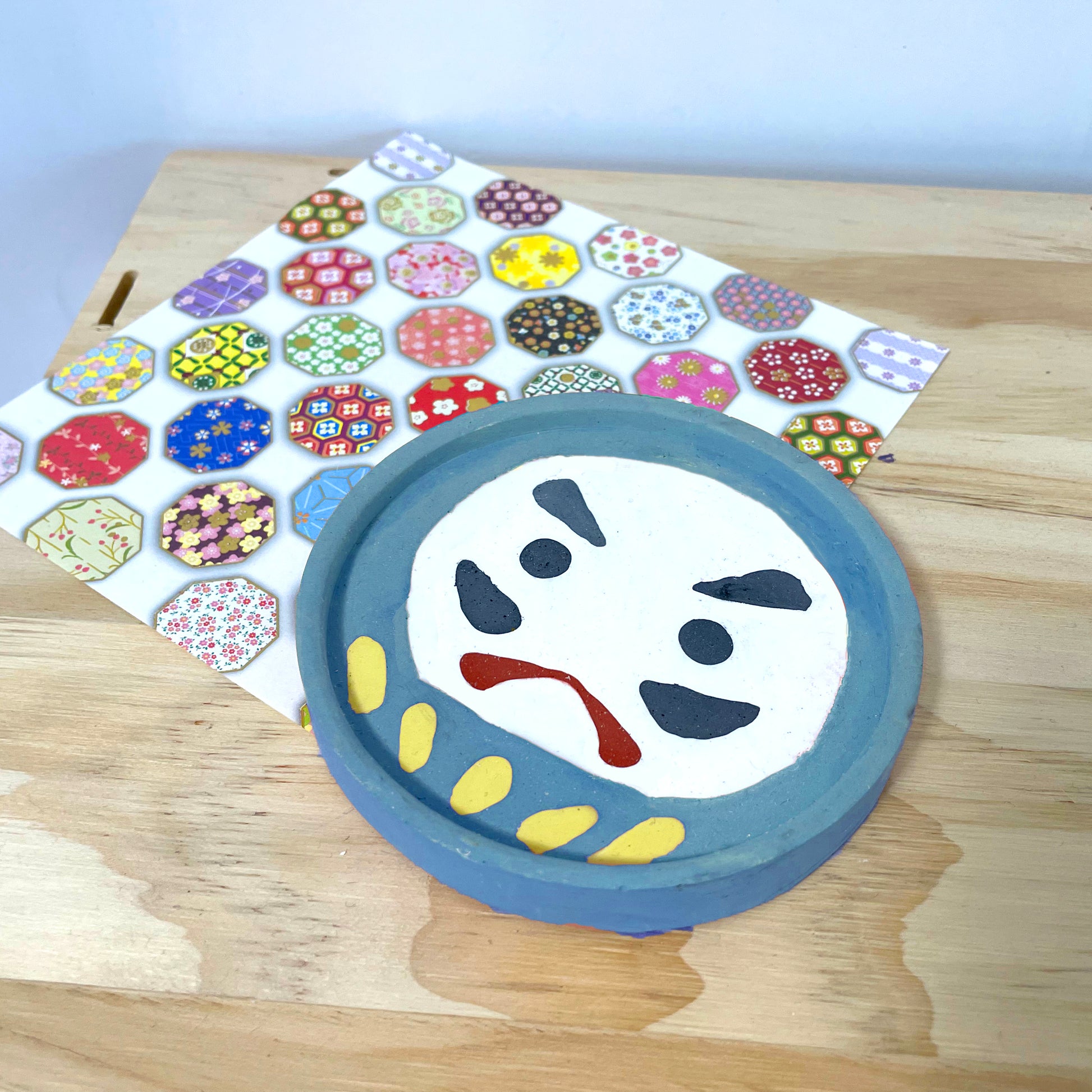 Chinese New Year Pop Style Japanese Daruma Gypsum Decoration Tray/ Storage Tray (Blue)