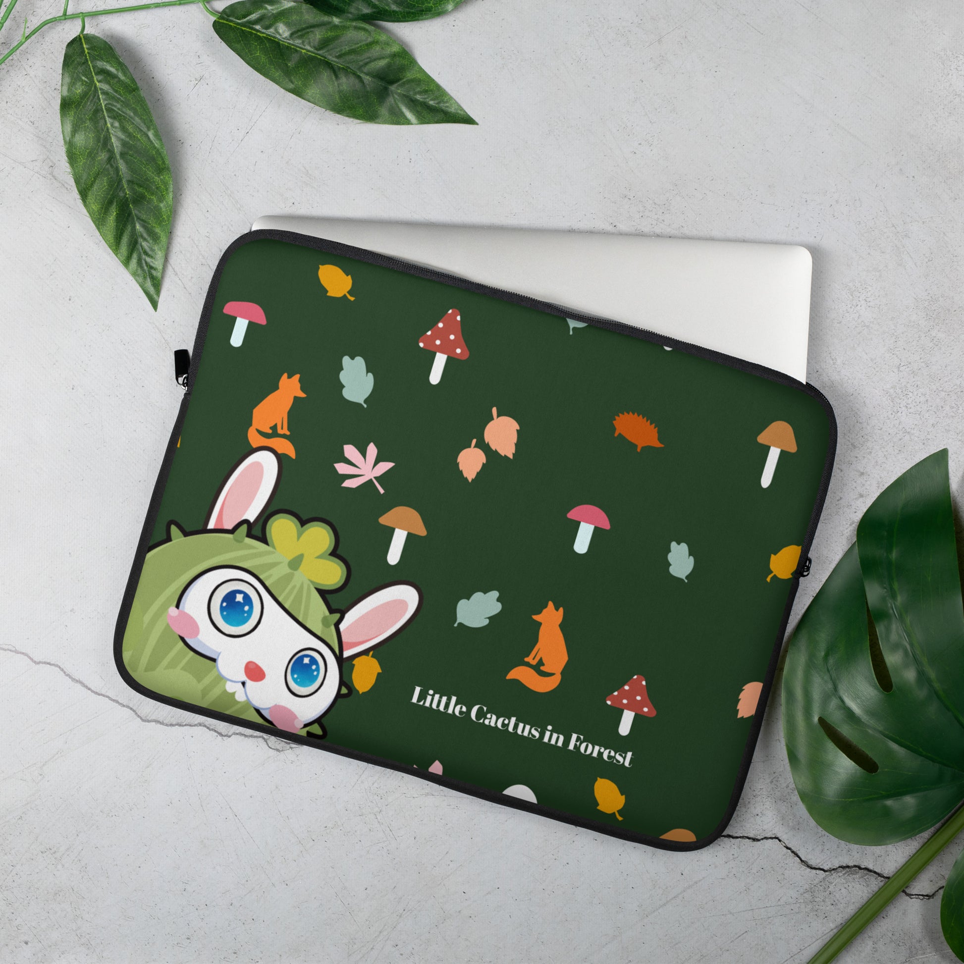 Little Cactus in Forest - Laptop Sleeve | 筆電保護套,適合13寸15寸筆電、Macbook 或 Macbook Pro | Plump Planet
