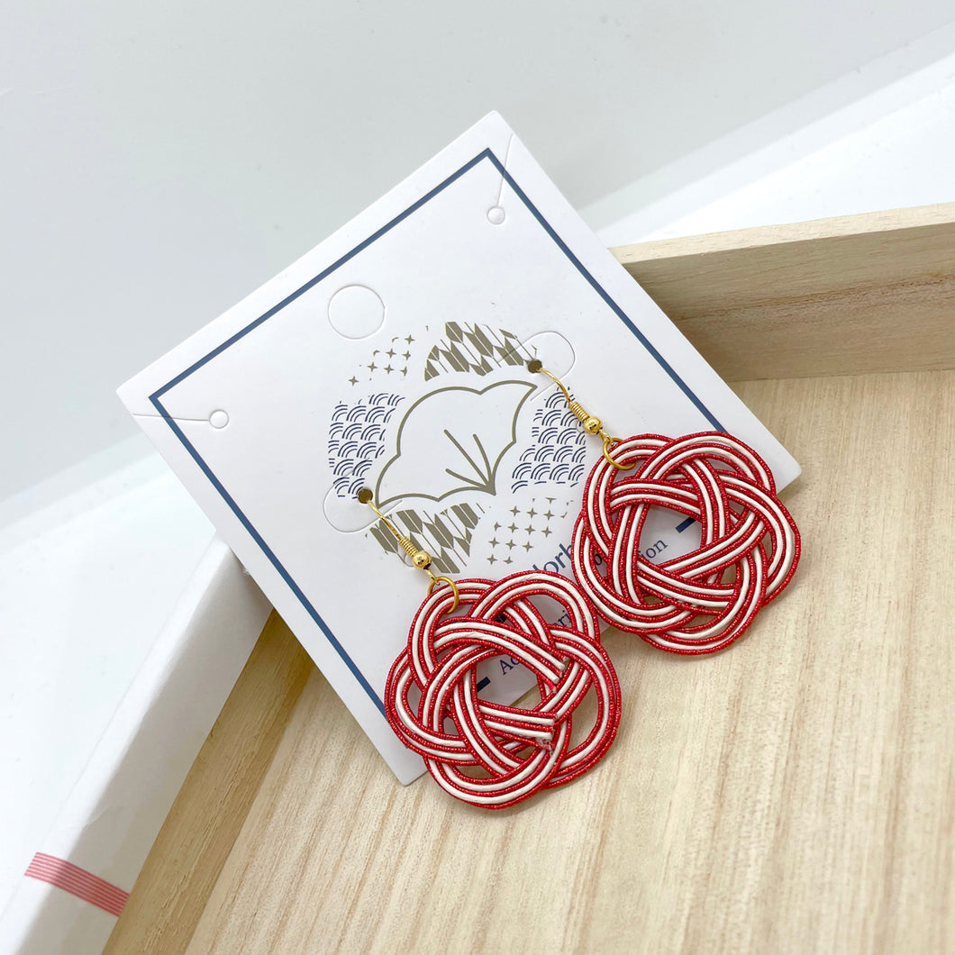 Simple Japanese style red and white water earrings (can be replaced with earrings / earrings)