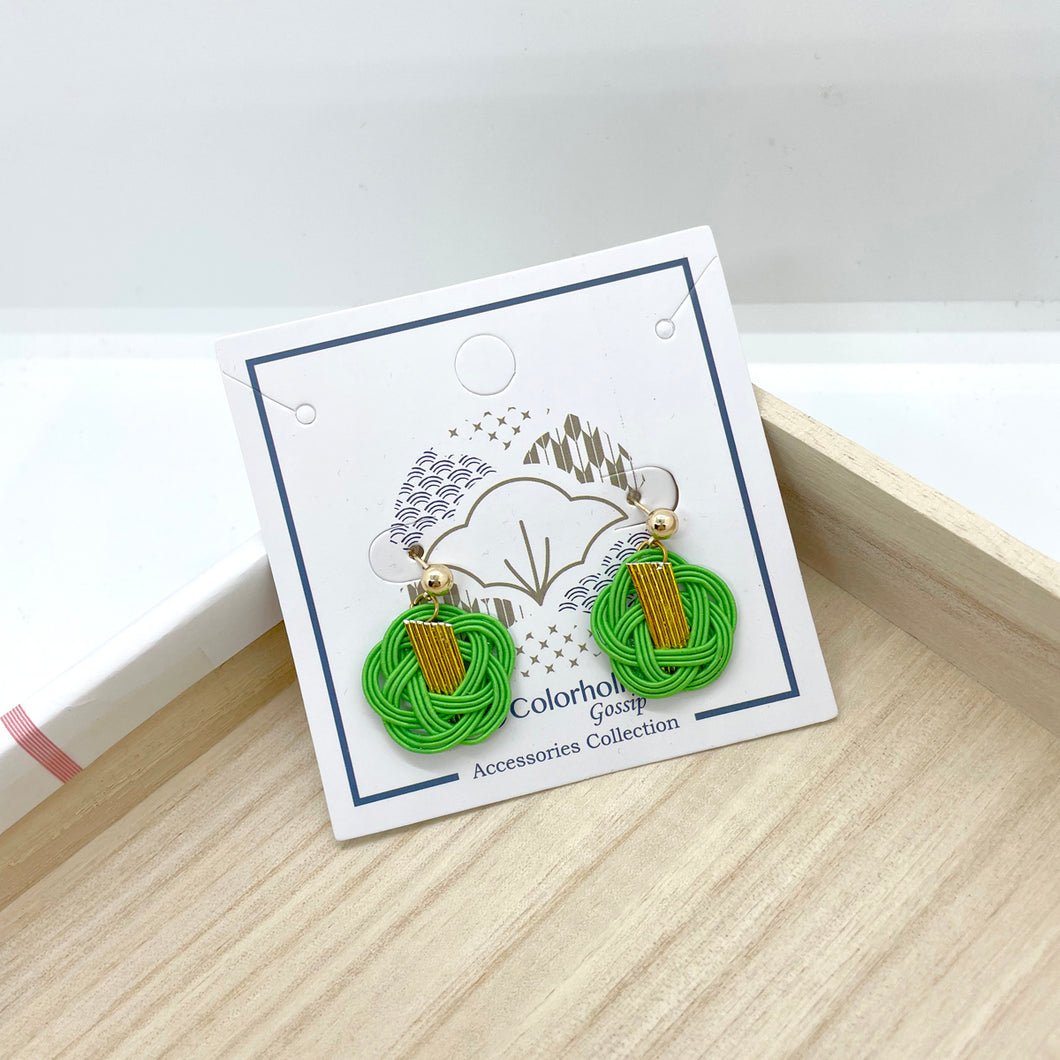 Simple Japanese-style gold and green water earrings (can be replaced with earrings / earrings)