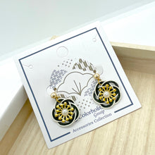 Load image into Gallery viewer, Japanese-style elegant black and white Mizuhiki metal bead earrings (can be replaced with earrings / earrings)
