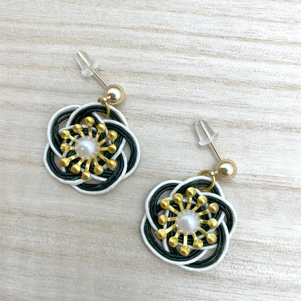 Japanese-style elegant black and white Mizuhiki metal bead earrings (can be replaced with earrings / earrings)