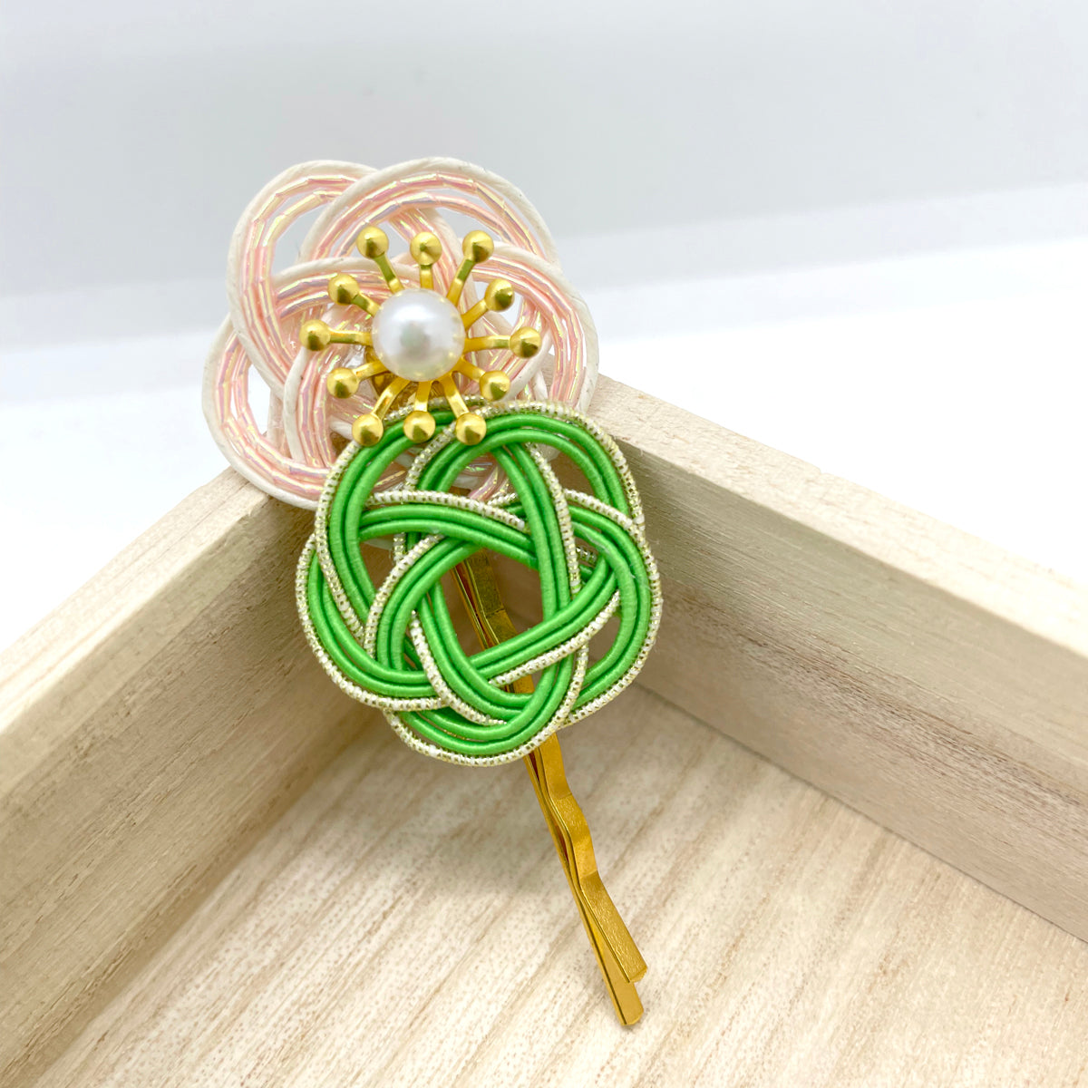 Japanese style red, green and pink Mizuhiki metal hair clips