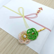 Load image into Gallery viewer, Japanese style red, green and pink Mizuhiki metal hair clips
