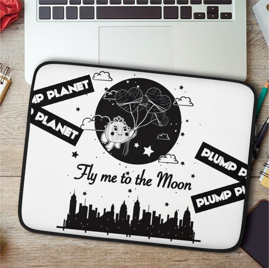 Fly Me to The Moon B/W - Laptop Sleeve | 筆電保護套,適合13寸15寸筆電、Macbook 或 Macbook Pro | Plump Planet