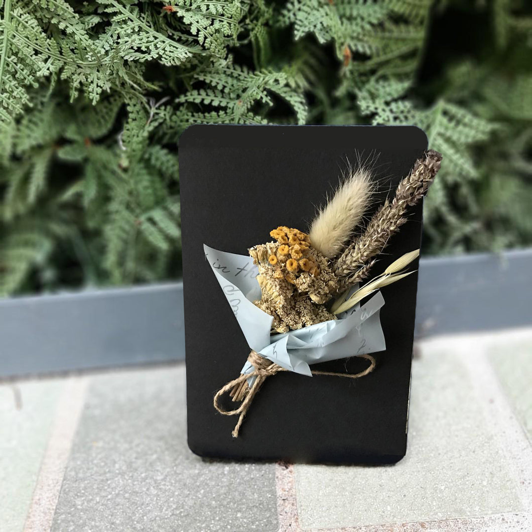 Dried flower small bouquet or greeting card (customized gifts and events) 