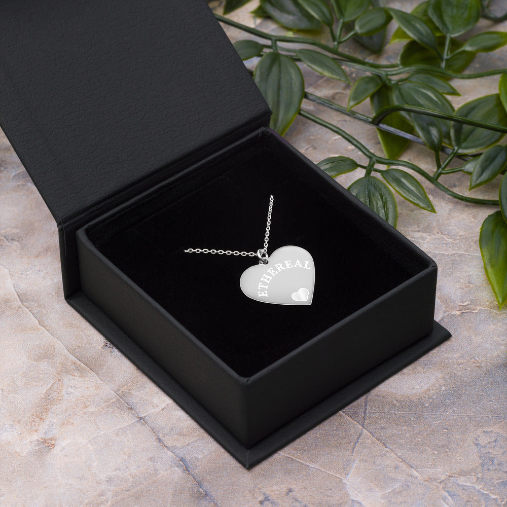 【Free Shipping】空靈 Ethereal | 雕刻純銀心形項鍊 Engraved Silver Heart Necklace